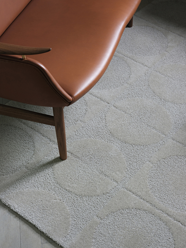 The Undyed Circle Rug in the colour 'Sandstone'.